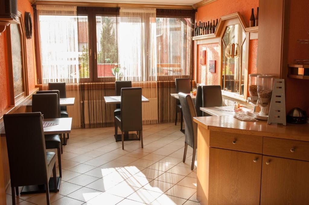 Hotel Erzhausener Hof Bagian luar foto