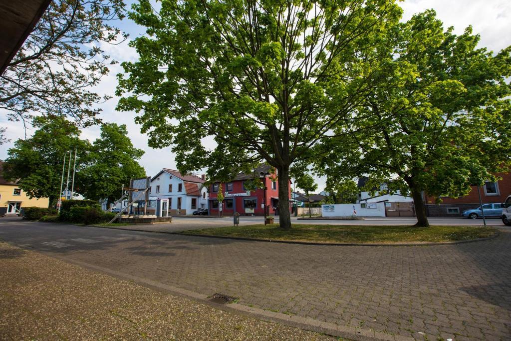 Hotel Erzhausener Hof Bagian luar foto